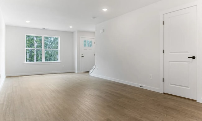 Photo - 14 Catawba Ave