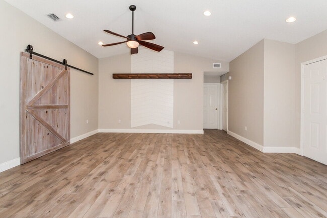 Photo - 4212 1st Ave NE