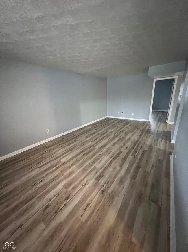 Photo - 1320 Millerwood Ct Unit 3