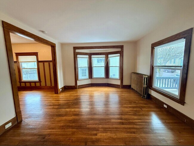 Photo - 4 Bedroom, 1.5 Bath Home – North East Grand Rapids