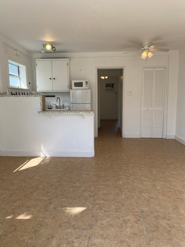 Photo - 924 N 16th Ave
