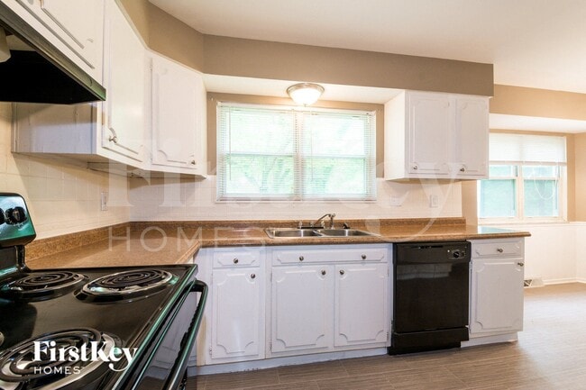 Photo - 12525 Bay Shore Dr