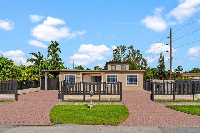 Building Photo - 1145 SW 74th Ct