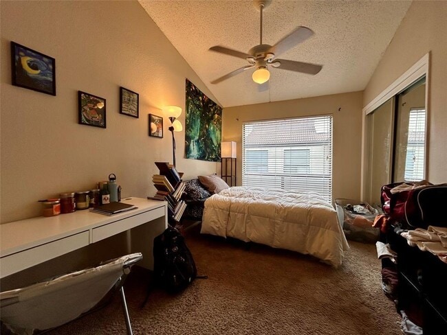 Photo - 806 W 24th St Unit 320