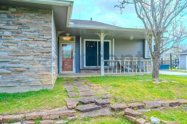 Photo - 7934 Round Rock Dr