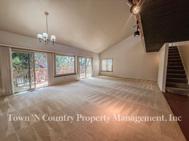 26142 Carmel Knolls Dr