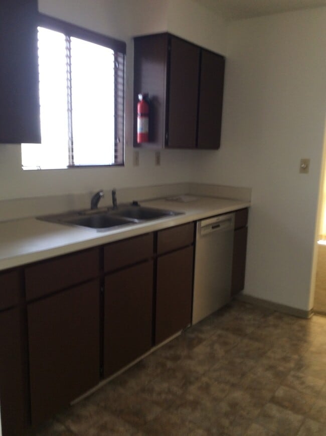 Photo - 3 bed, 2 bath on Military Hill!