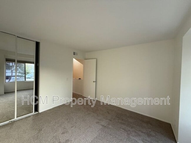 Photo - 99 Dogwood Ln
