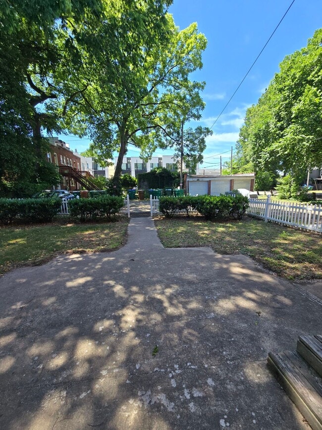 Photo - 2209 W Main St