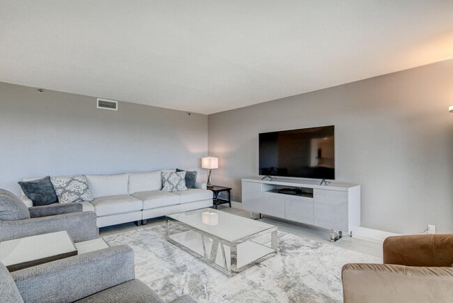 Photo - 4301 N Ocean Blvd Unit 507