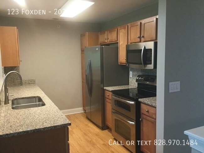 123 Foxden-203