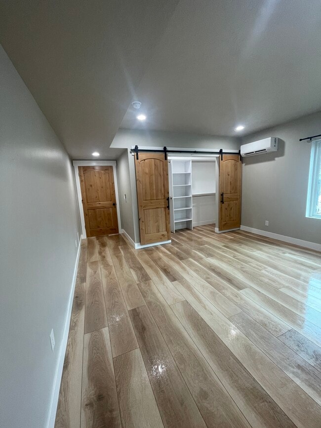 Photo - 4643 Balsam Dr Unit B