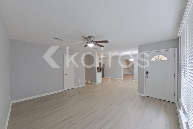 Photo - 5331 Elder St