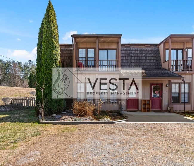 Building Photo - 588 Ray Hill Rd Unit D