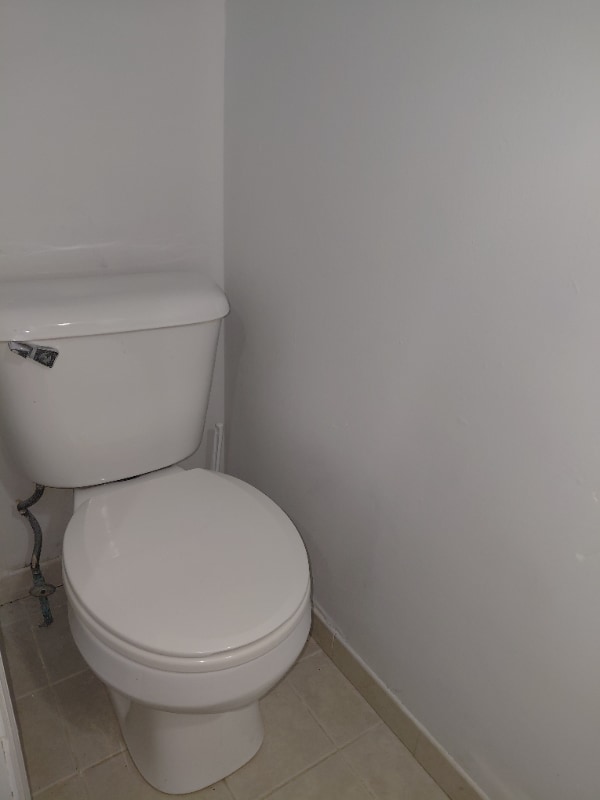 Photo - 975 Daisy Ct NW