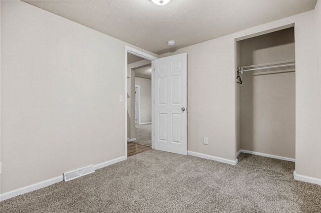 Photo - 410 N Grant St