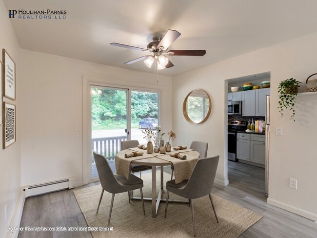 Photo - Country Manor Apartments