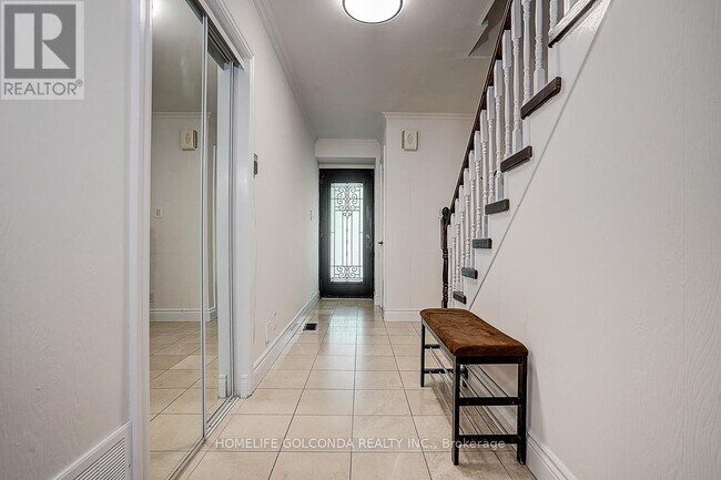 Photo - 1000 Bridletowne Cir