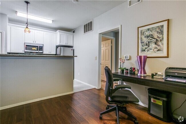 Building Photo - 2524 Preston Rd Unit 10039 Rental