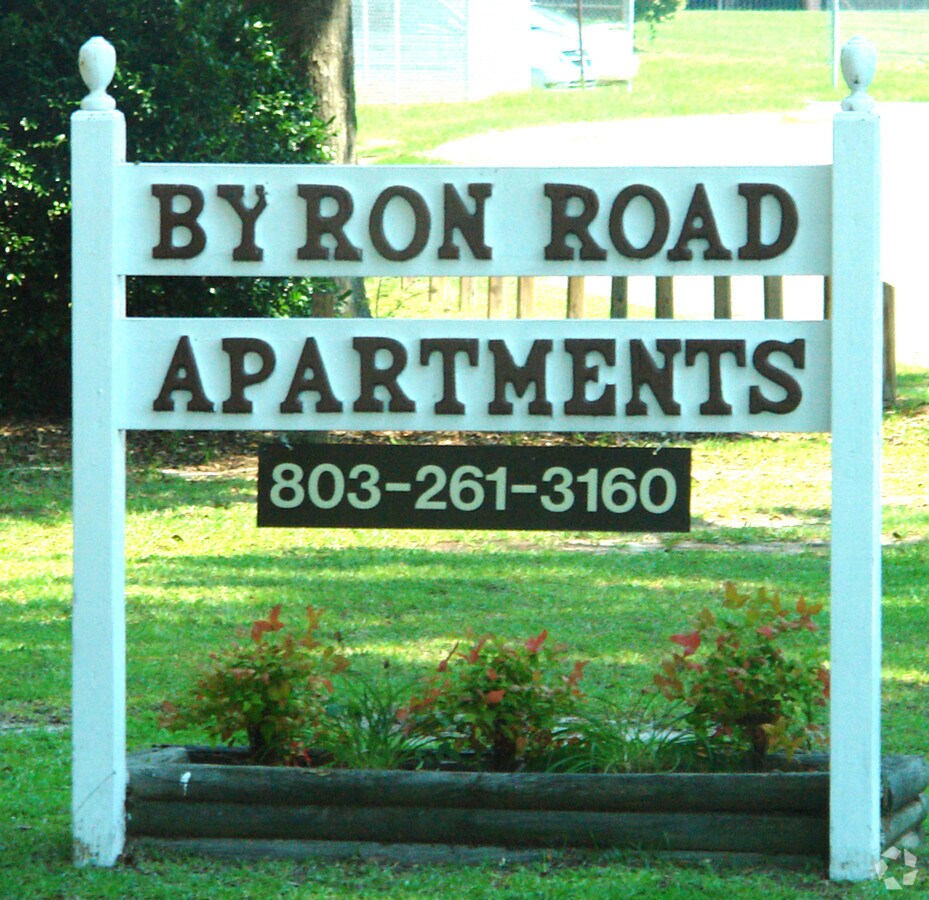 Photo - 333 Byron Rd