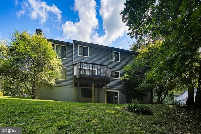Photo - 6103 Triangle Dr