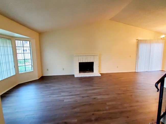 Living Room - 713 N Corvette Dr Unit 1