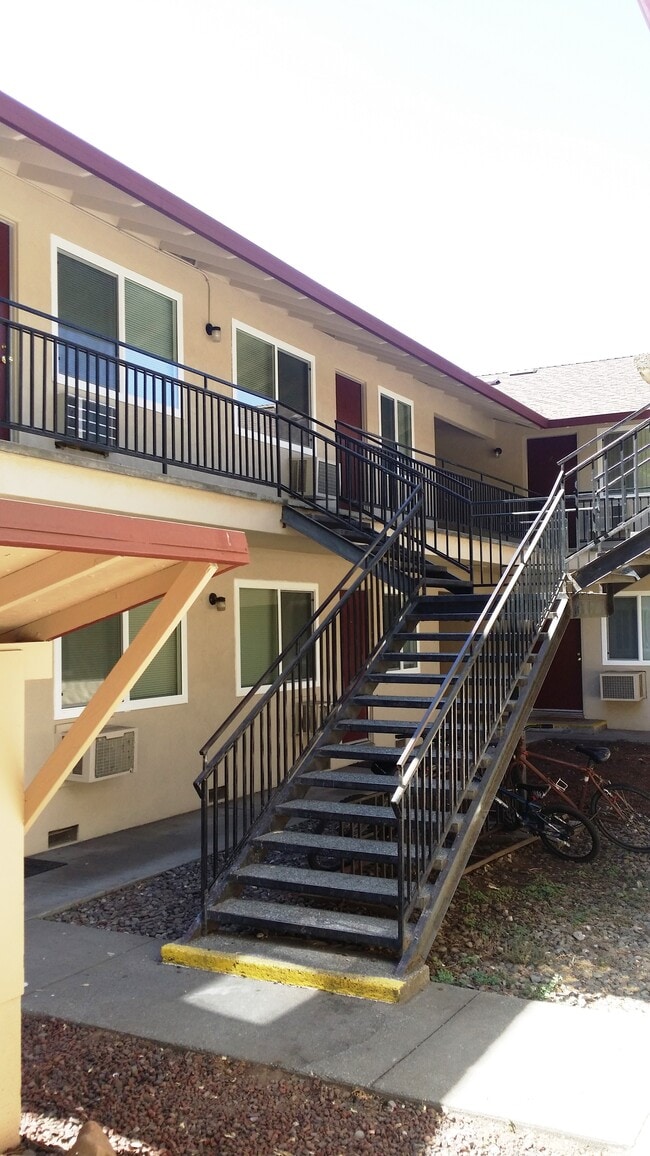 Photo - Walnut Tree Manor