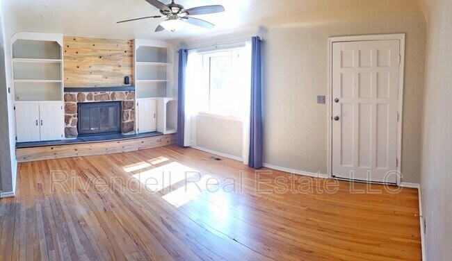 Photo - 4524 S Pearl St