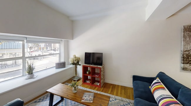 Photo - 907 S Broadway Unit 402A