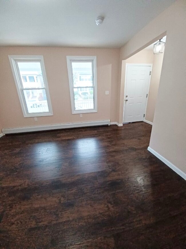 528 S Clinton St Unidad Clinton Street-2nd floor