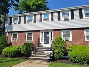 Building Photo - 383 Central St Unit 2 Rental