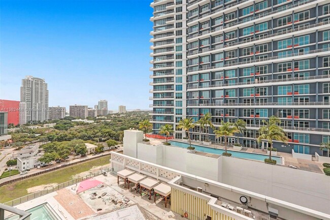 Photo - 1300 S Miami Ave Condominio