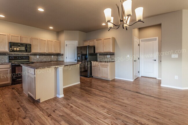 Photo - 267 Mount Harvard Ave