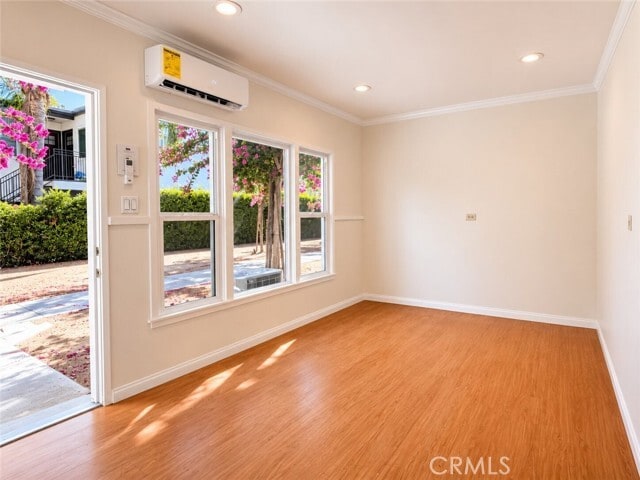 889 N Oakland Ave Unit 891