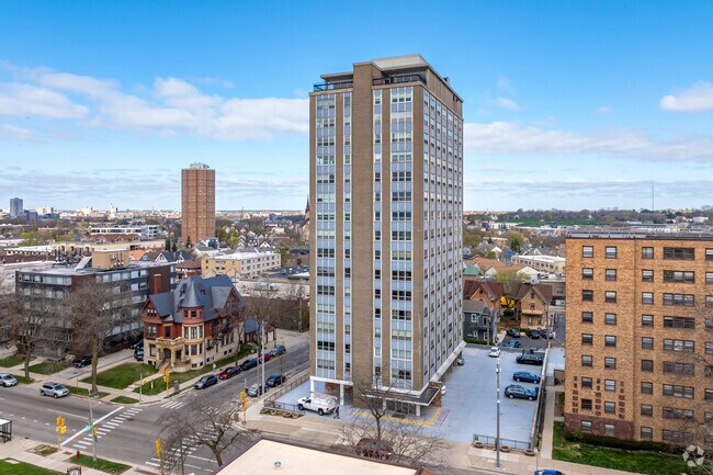 Photo - Edgewater Terrace Apartments