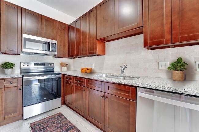 Photo - 10102 Neuens Rd Unidad A102