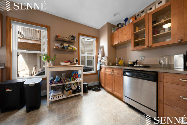 Building Photo - 12 Speridakis Ter Unit Official Rental