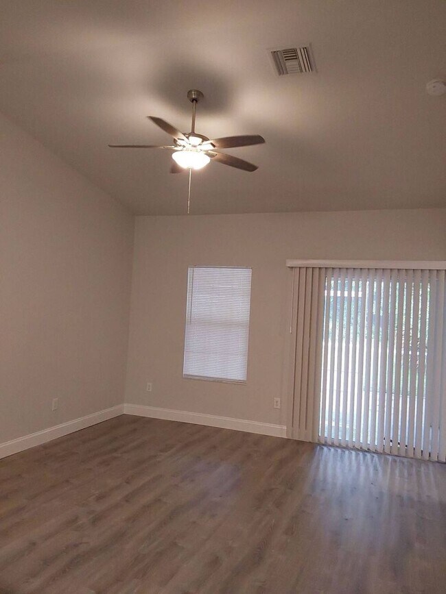 Photo - 9 Pony Express Dr Apartamento Unidad B