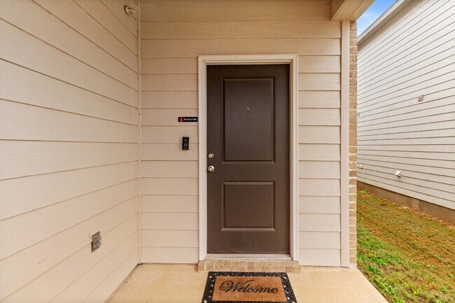 Photo - 547 Deer Crest Dr