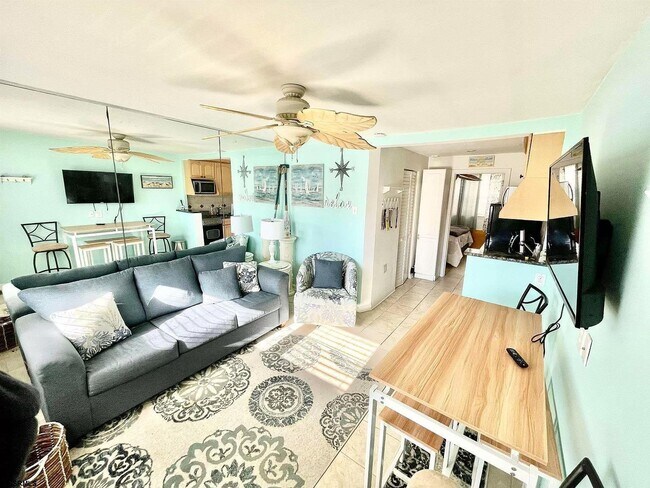 Photo - 9609 Ventnor Ave Unidad C5