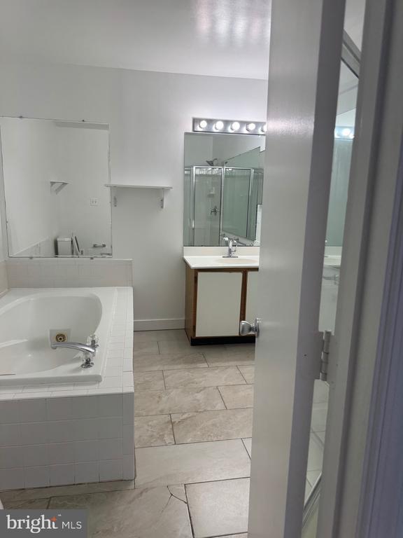 Photo - 7951 Otter Cove Ct