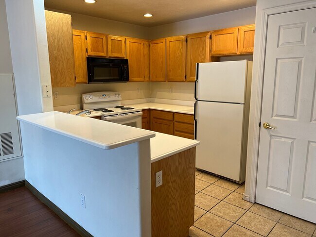 3845 Canyon River Wy Unidad 2