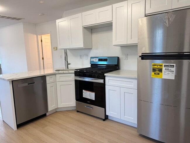 Photo - 9007 Riverside Pl Unidad 3