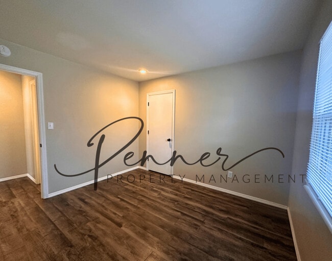 Photo - 2412 SW Jackson St