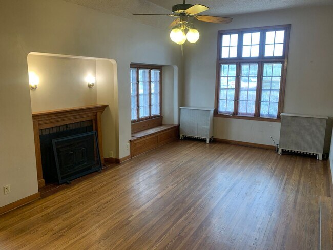 Photo - 1117 18th St Unit 1