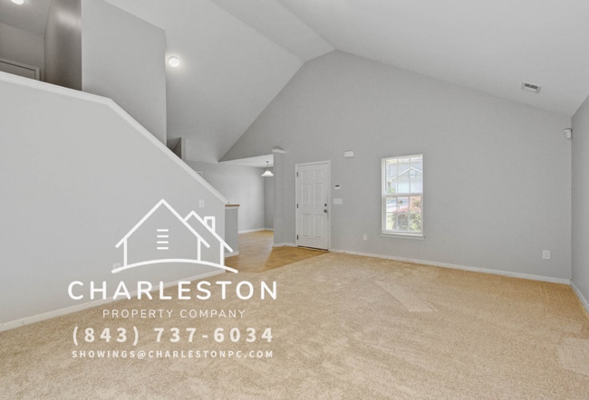 Photo - 306 Huntington Ct