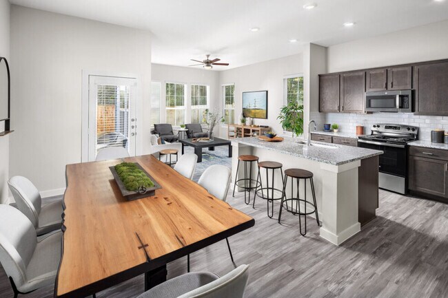 Photo - 9835 Willow Creek Commerce Dr Unit TWC1