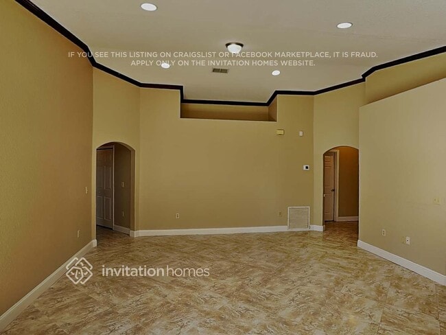 Photo - 674 Milan Dr