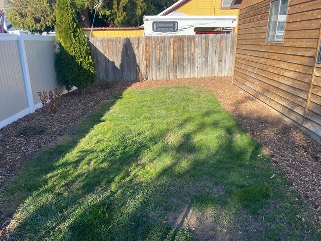 Photo - 523- 525  Markeson St Unit 525 Markeson St