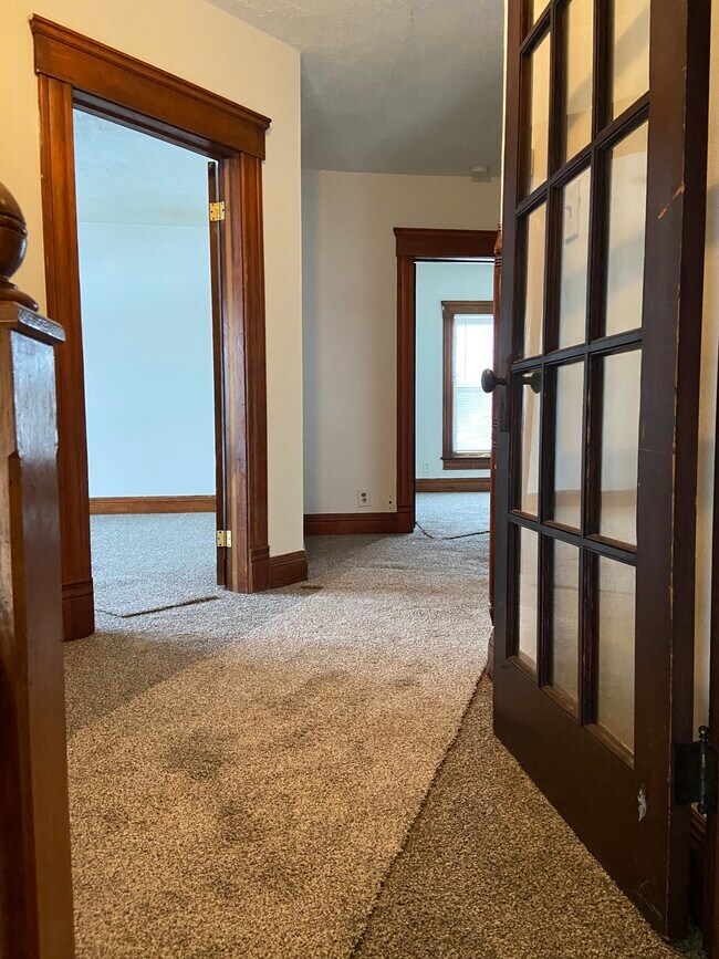 1003 N Division St Unit DIVISION- UPPER